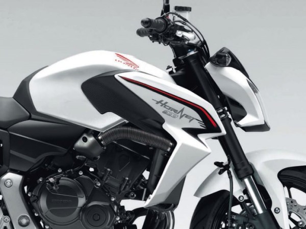 Nova Honda Hornet 800 2014