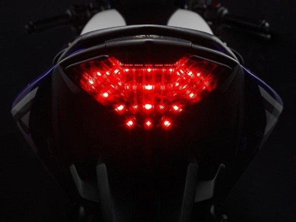 Yamaha YZF-R25 Lançada na Indonesia