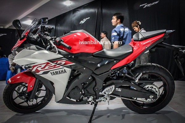 Yamaha YZF-R25 Lançada na Indonesia