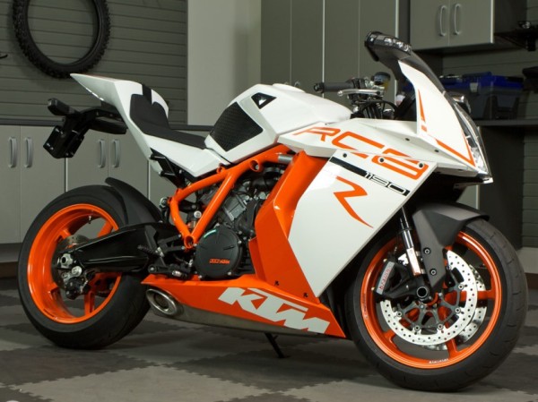 linha 2014 e 2015 KTM DAFRA no Brasil 02 RC8 R