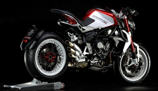 Nova MV Agusta Brutale 800 Dragster