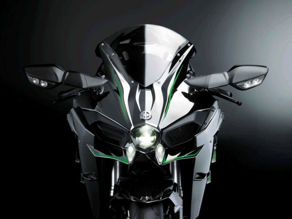 Kawasaki lança Ninja H2 com 200cv