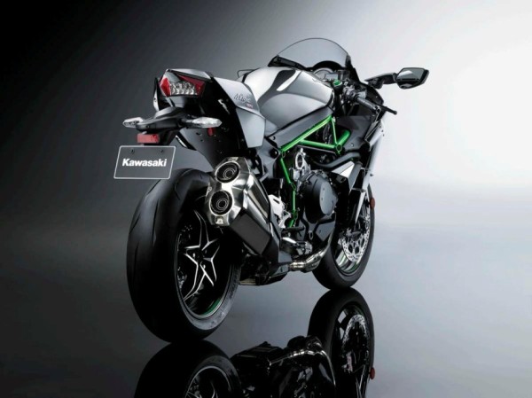 Kawasaki lança Ninja H2 com 200cv