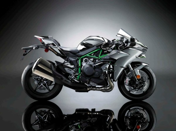 Kawasaki lança Ninja H2 com 200cv