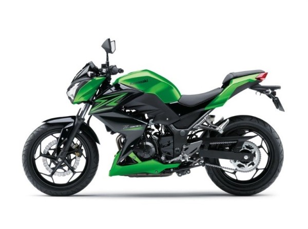 Nova Kawasaki Z300 2015