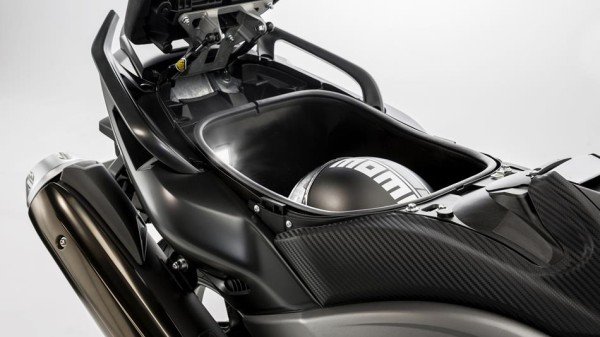 Yamaha TMax Iron Max2015