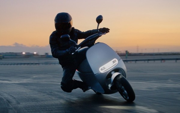 Gogoro Smartscooter é elétrico que não precisa de recarga