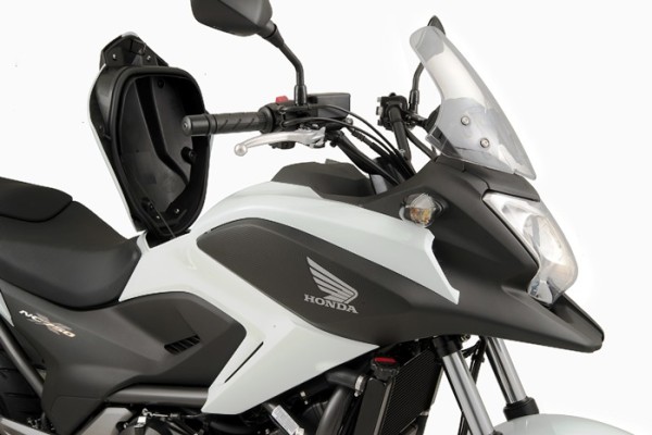 detalhes Honda NC 750X 2015