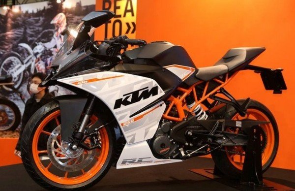 Nova KTM Duke 250 e RC 250 2015