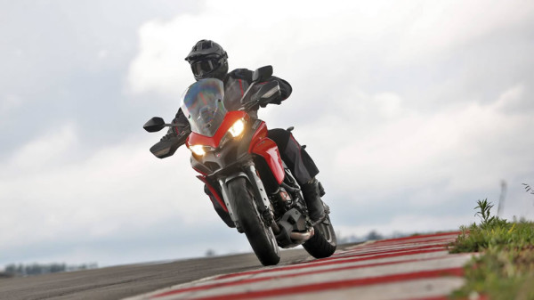 Nova Ducati Multistrada 950 no Brasil Pista