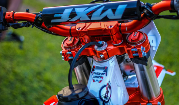 MXF 250RX 2018 Detalhes Guidão