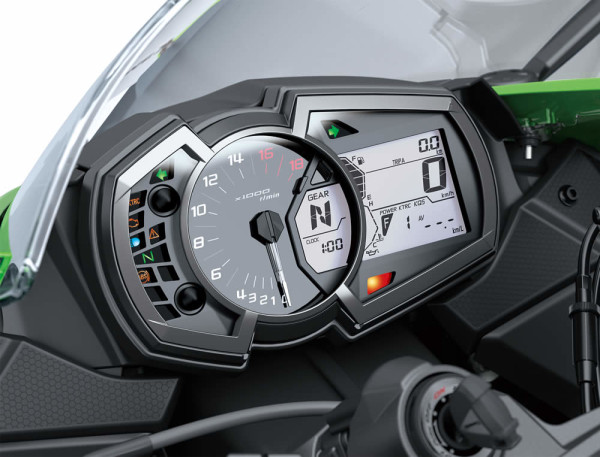 10-fatos-ninja-zx6r-2020-05-Painel