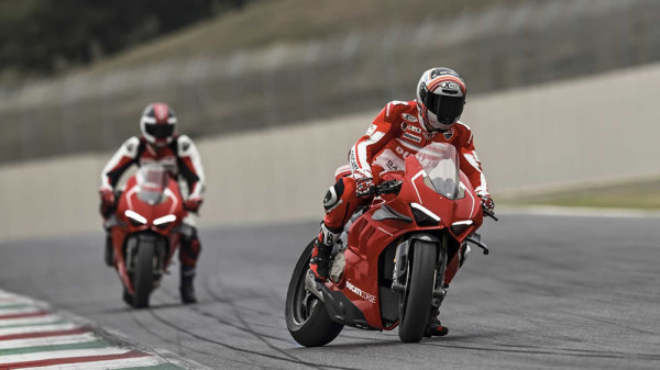 Ducati-Panigale-V4R-Brasil-09