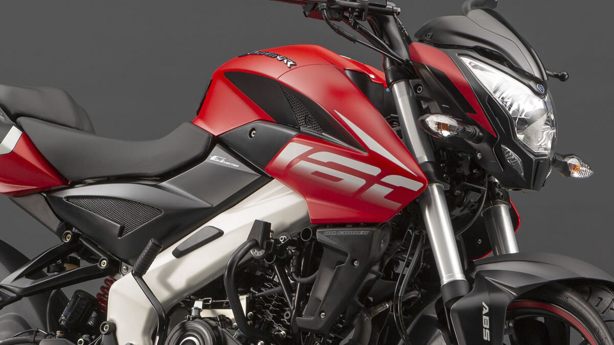 Bajaj Dominar 160 - Foto: Reprodução