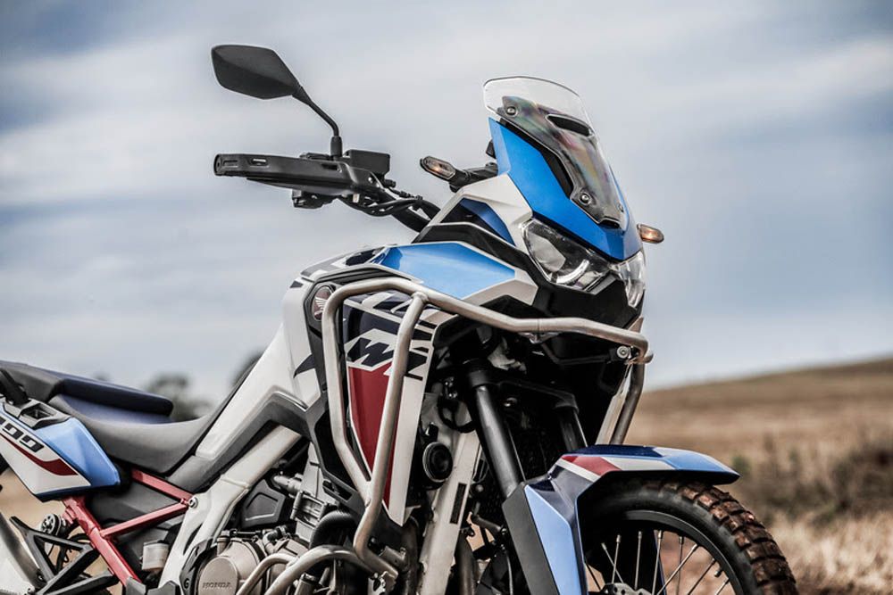 Honda lança Africa Twin 2024: veja novas cores e preços no Brasil